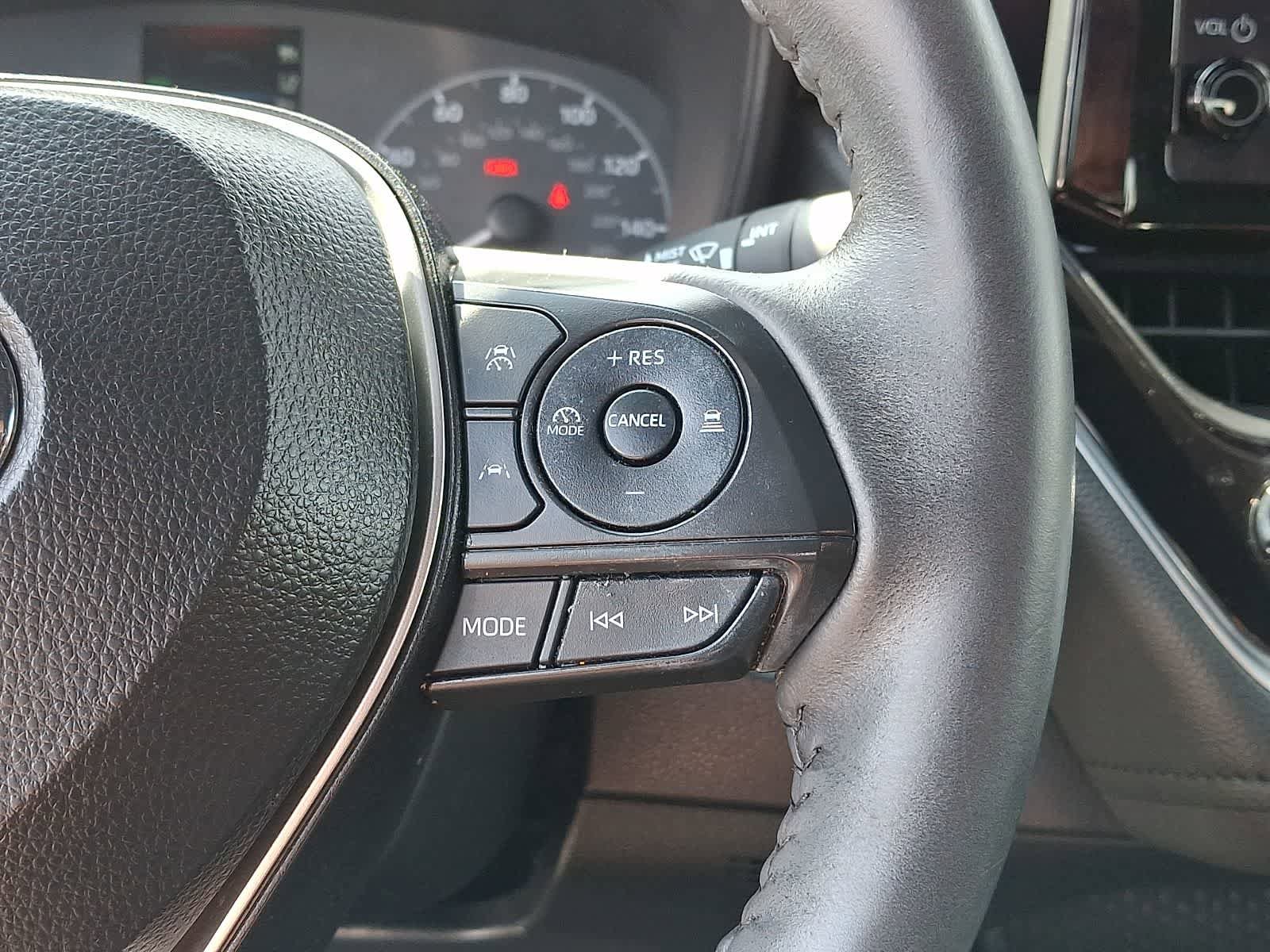 Certified 2024 Toyota Corolla SE FWD image 25