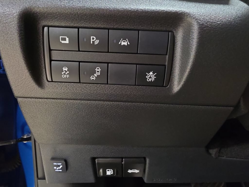 Used 2022 Nissan Kicks S w/ Interior Electronics Package FWD image 21