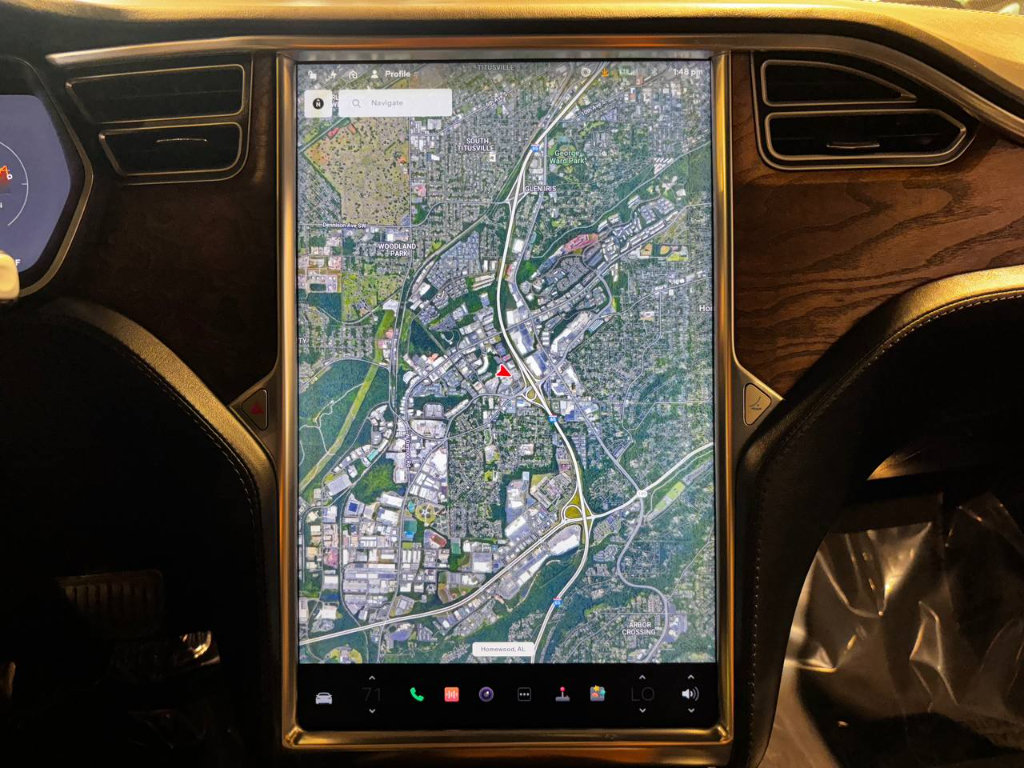Used 2017 Tesla Model S 100D AWD/4WD image 31
