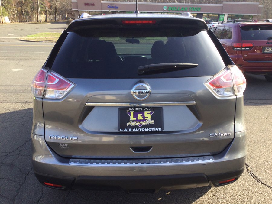 Used 2015 Nissan Rogue SV w/ SV Premium Package image 9