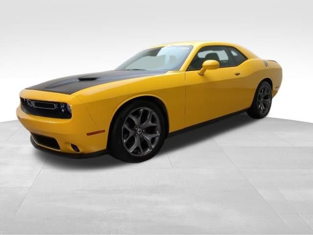 Used 2017 Dodge Challenger SXT Plus image 1