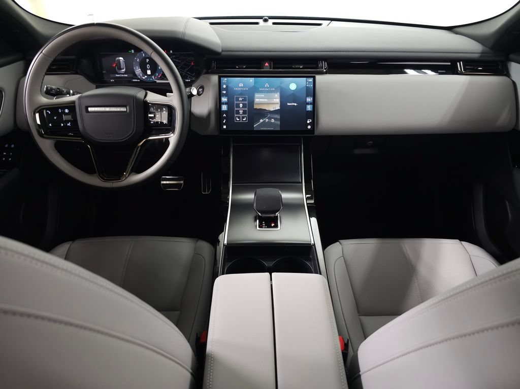 Certified 2026 Land Rover Range Rover Velar Dynamic SE AWD/4WD image 15