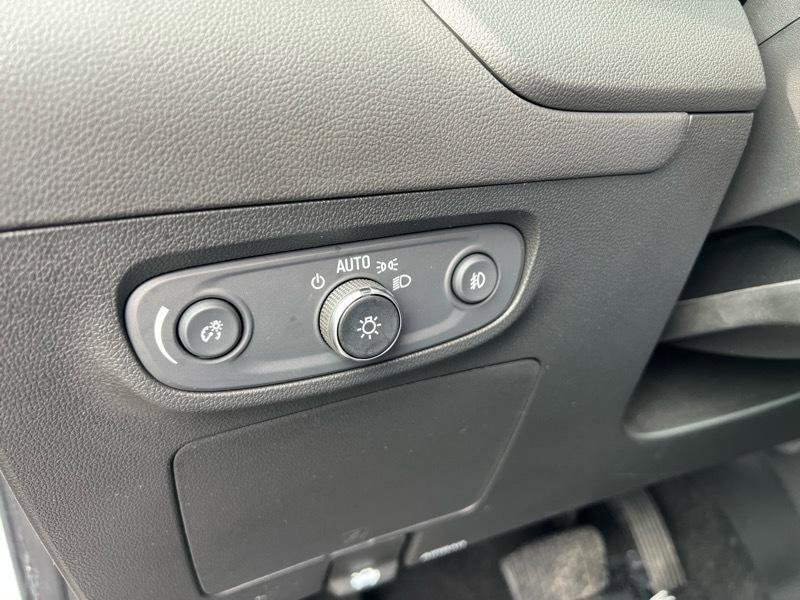 Used 2023 Buick Encore GX Essence w/ Experience Buick Package AWD/4WD image 21