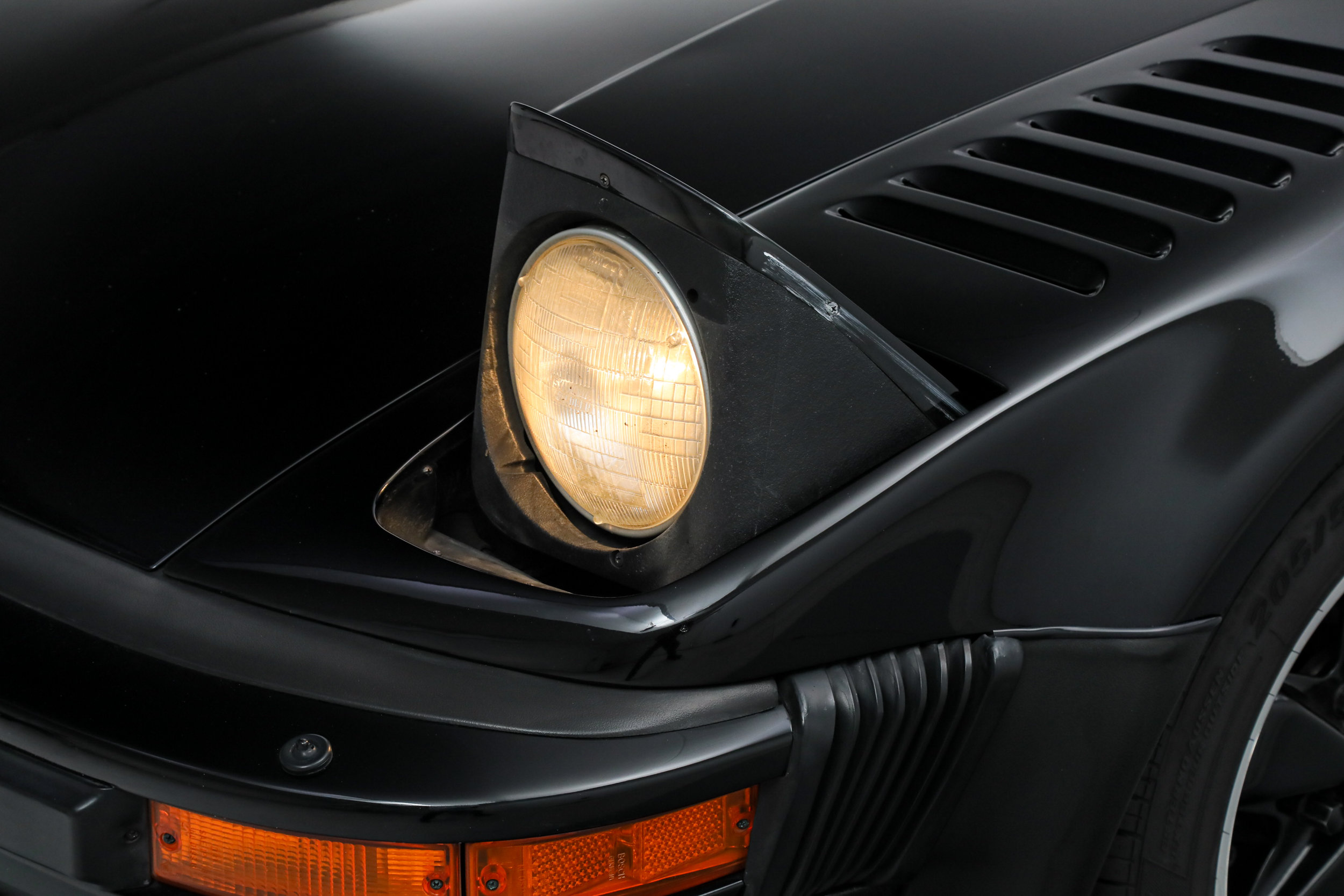 Used 1989 Porsche 911 Turbo Targa RWD image 33