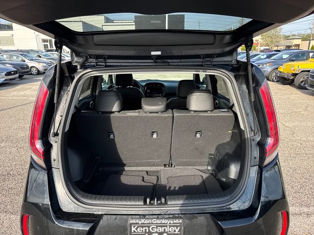 Certified 2023 Kia Soul GT-Line FWD image 12