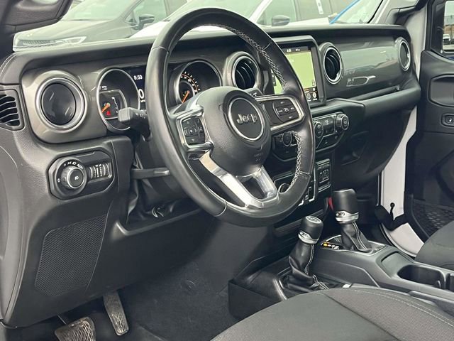 Used 2022 Jeep Wrangler Unlimited Sahara w/ Cold Weather Group image 12