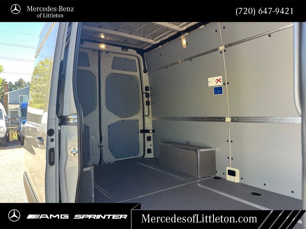 New 2025 Mercedes-Benz Sprinter 2500 image 26