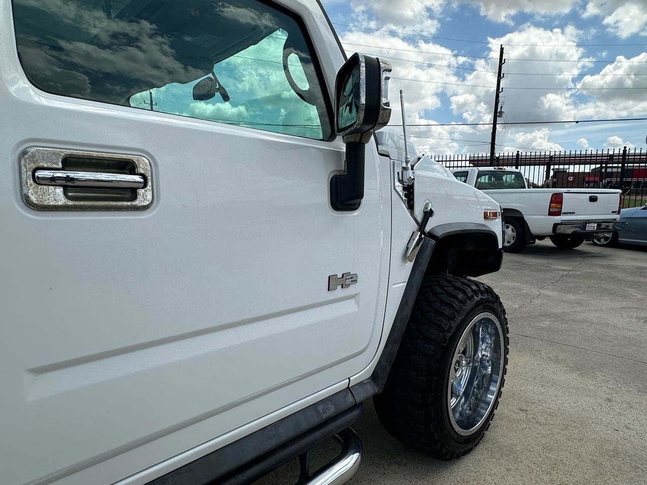 Used 2007 HUMMER H2 Luxury image 54