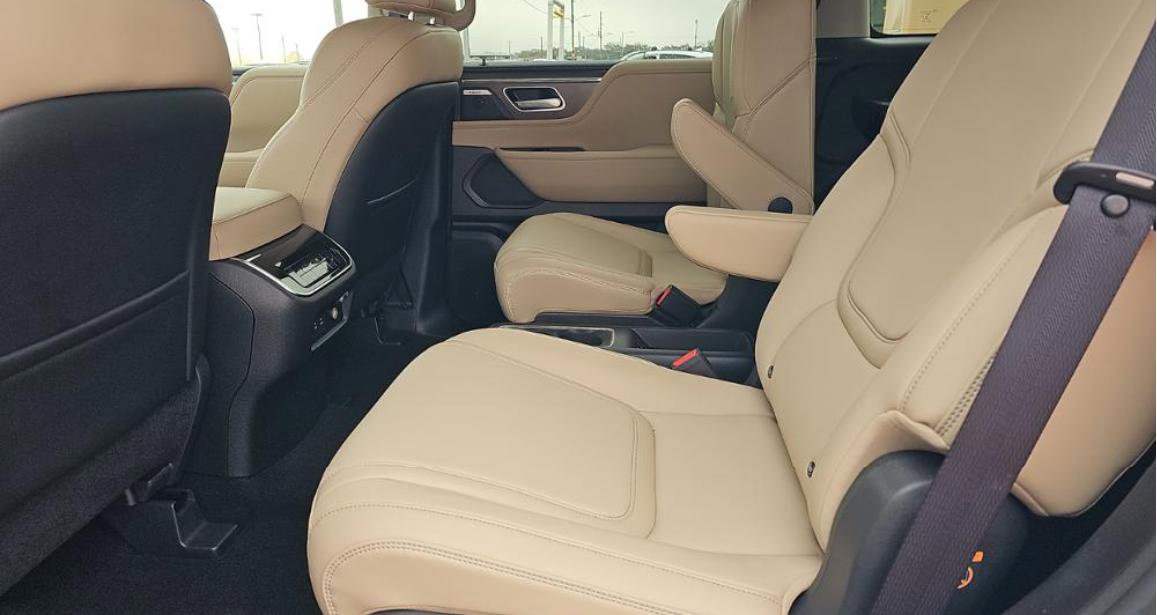 Certified 2026 INFINITI QX80 Pure w/ Cargo Package image 16