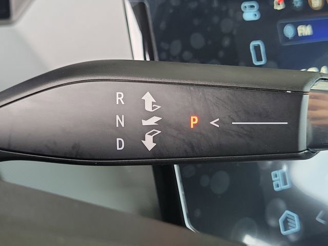 Used 2027 Chevrolet Bolt LT w/ Comfort Package image 12