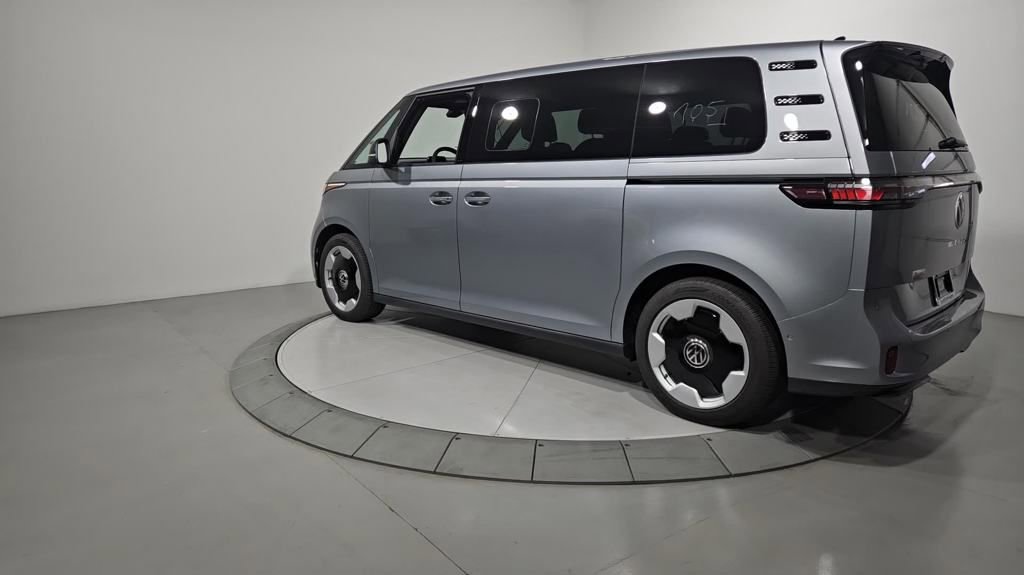 New 2025 Volkswagen ID. Buzz Pro S image 3