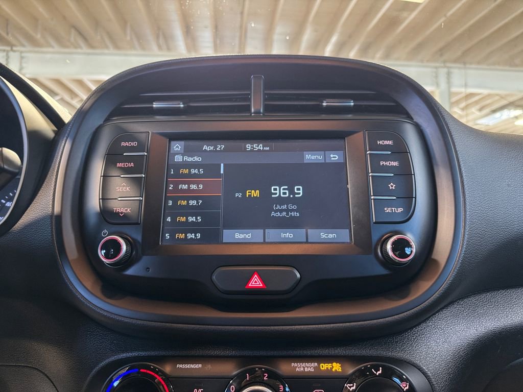 Certified 2021 Kia Soul LX FWD image 17