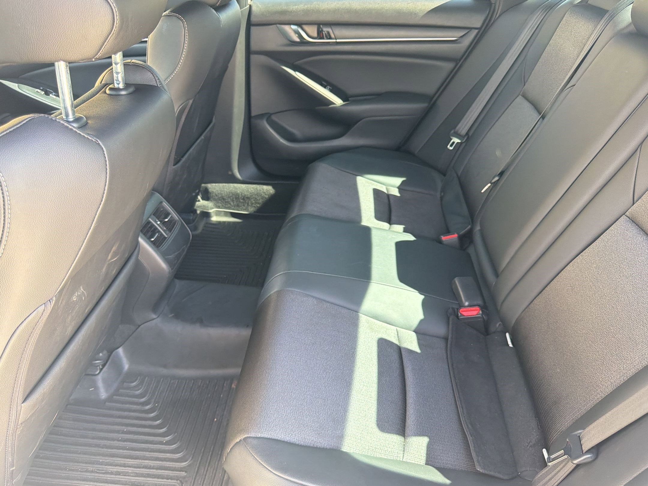 Used 2020 Honda Accord Sport image 26