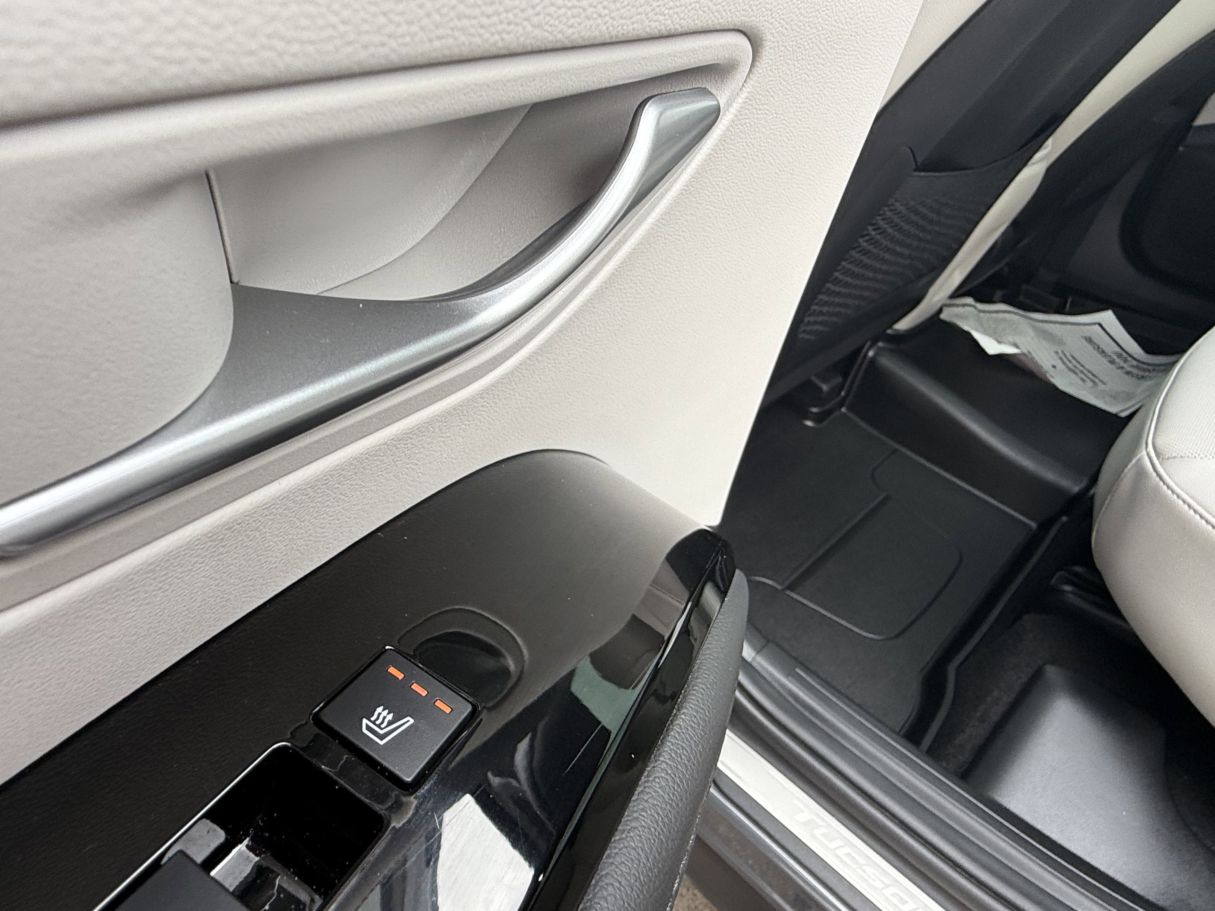 Used 2025 Hyundai Tucson Limited image 24