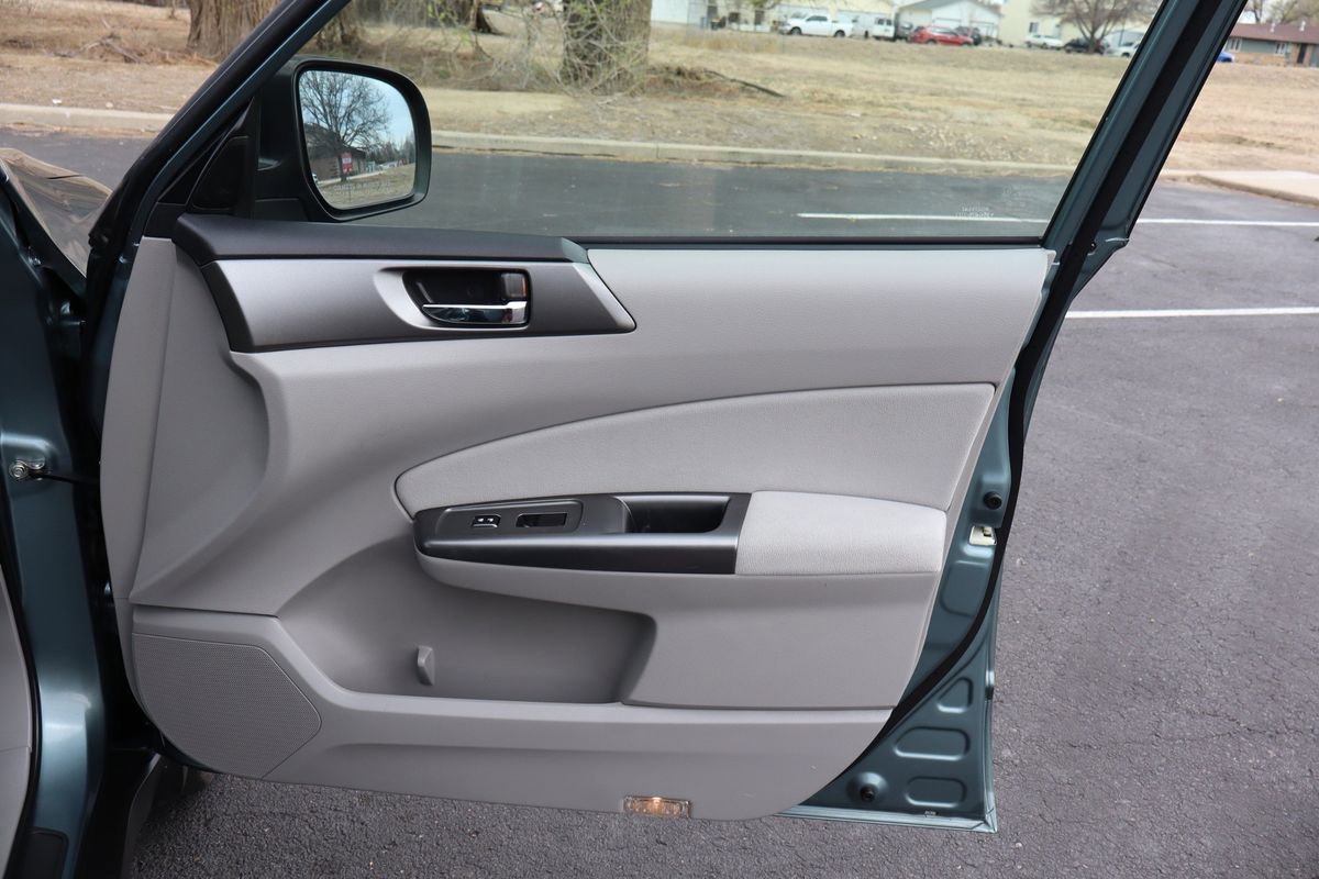 Used 2011 Subaru Forester 2.5X Limited w/ Utility Pkg image 26