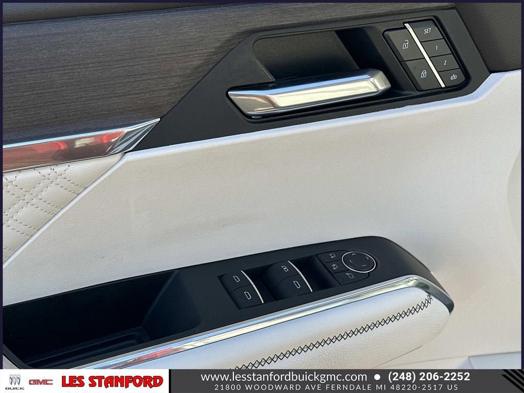 Used 2024 GMC Acadia Denali image 19