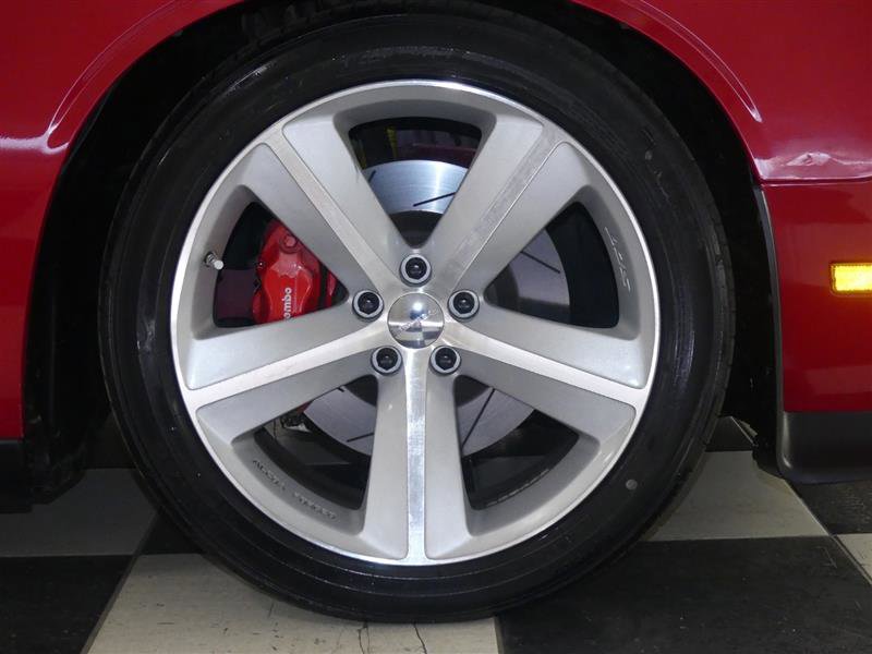 Used 2012 Dodge Challenger SRT8 w/ Premium Sound Group image 26