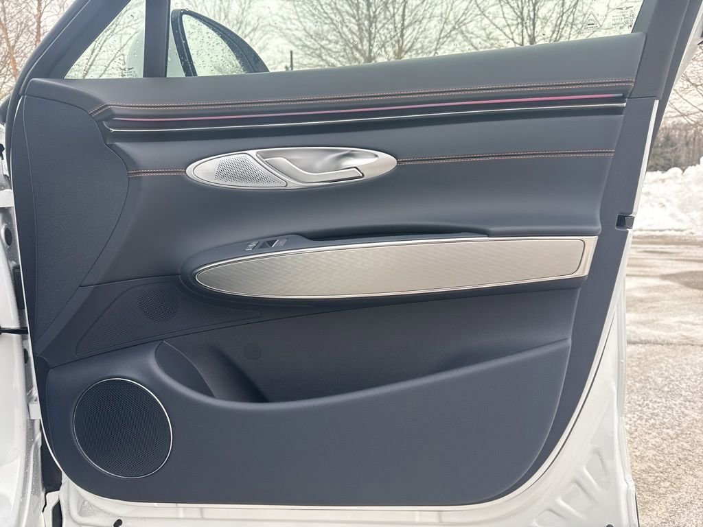 New 2026 Genesis GV70 2.5T Sport Prestige AWD/4WD image 32