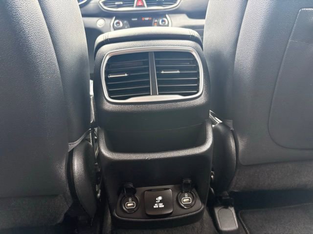 Used 2020 Hyundai Santa Fe Limited AWD/4WD image 23