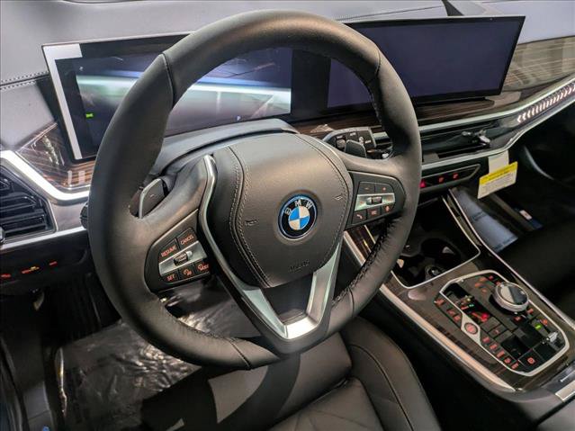 Used 2026 BMW X5 xDrive50e w/ Executive Package AWD/4WD image 3