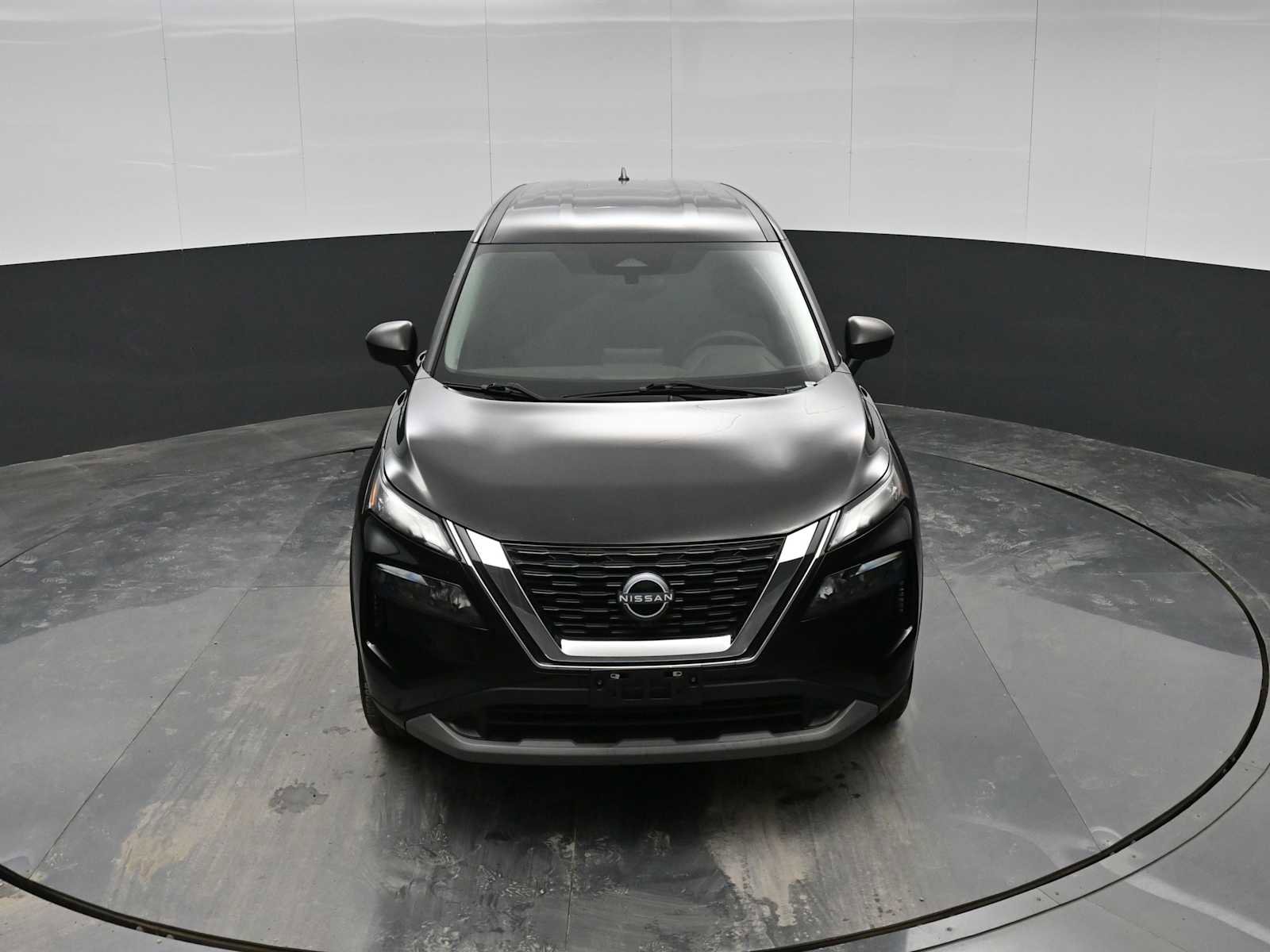 Used 2023 Nissan Rogue S image 23