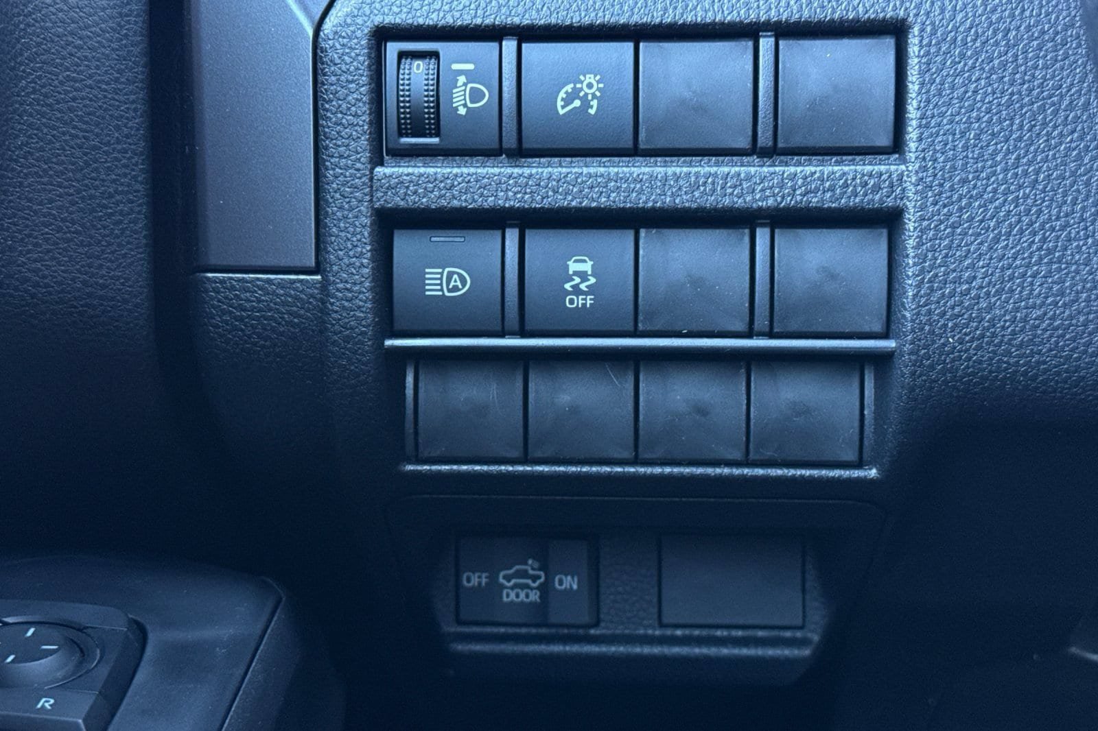 New 2026 Toyota Tacoma SR5 AWD/4WD image 27
