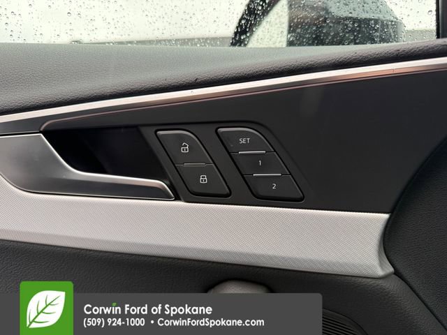 Used 2017 Audi A4 2.0T Prestige w/ Prestige Package image 23