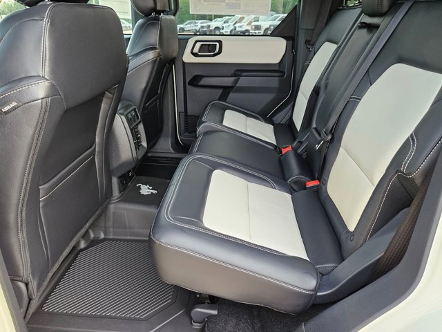 New 2026 Ford Bronco Outer Banks AWD/4WD image 16