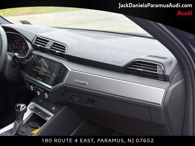 Used 2024 Audi Q3 2.0T Premium AWD/4WD image 18