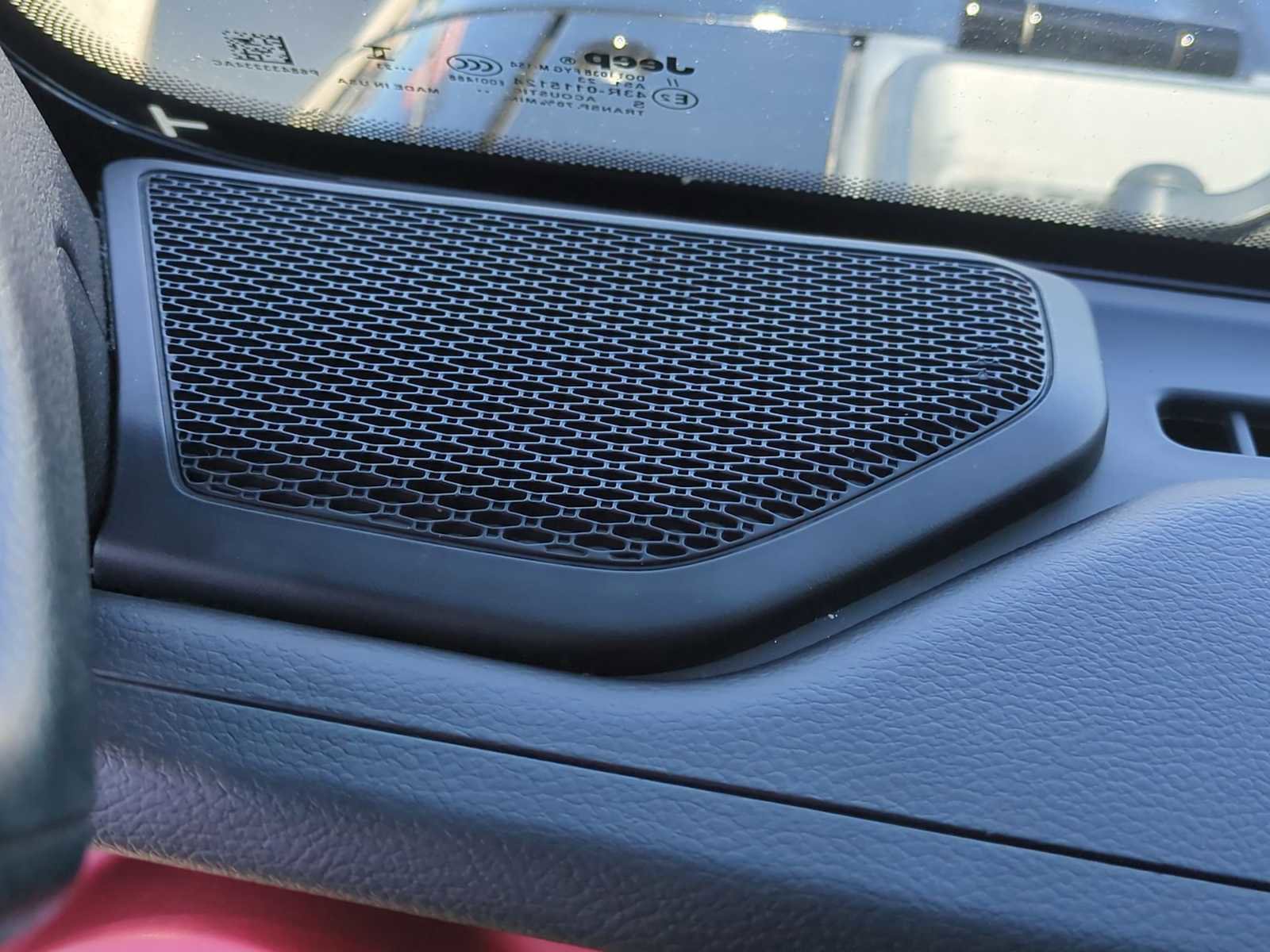 Used 2023 Jeep Wrangler Unlimited Rubicon image 24