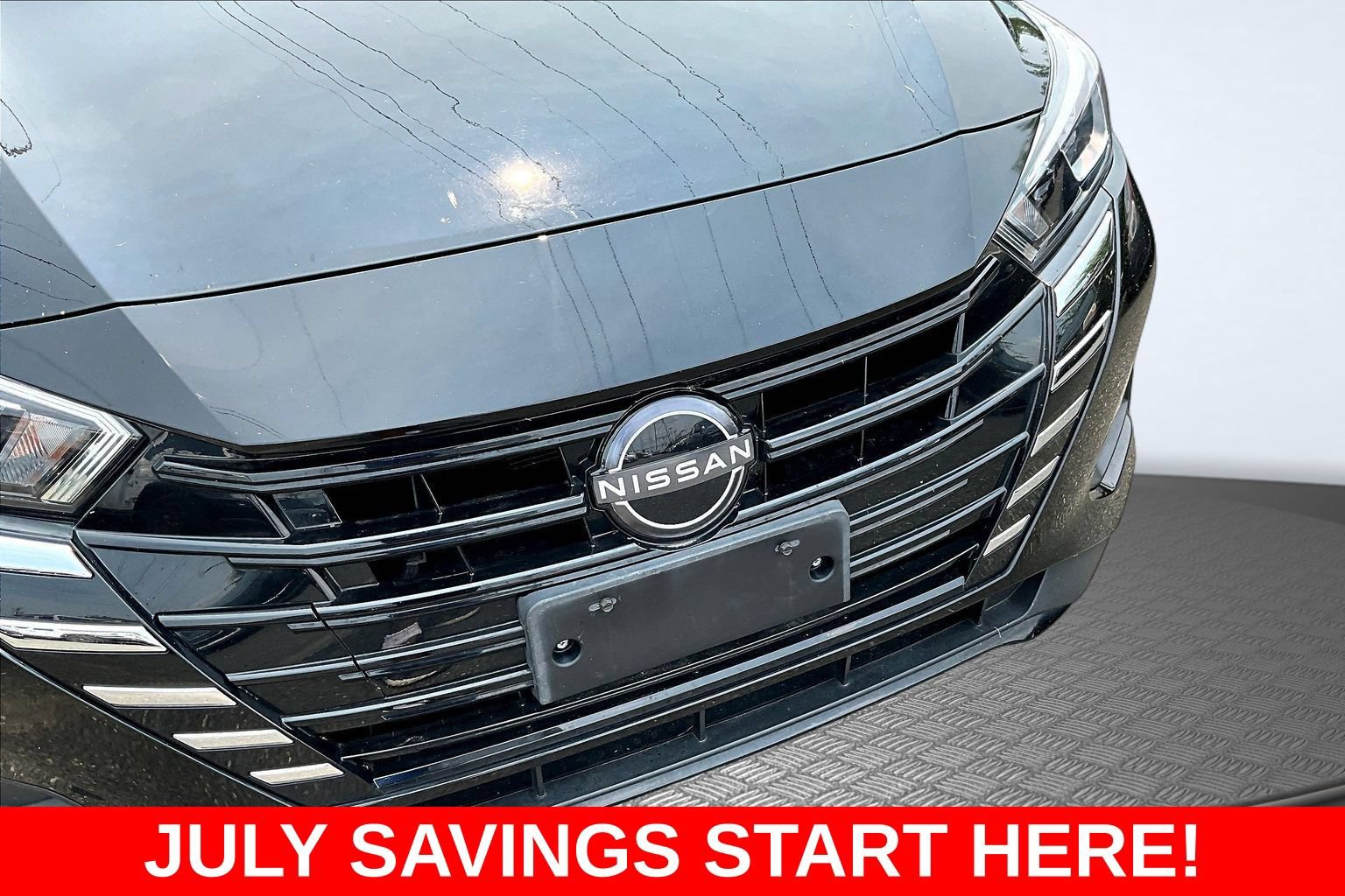Used 2024 Nissan Versa S w/ S Plus Package FWD image 34