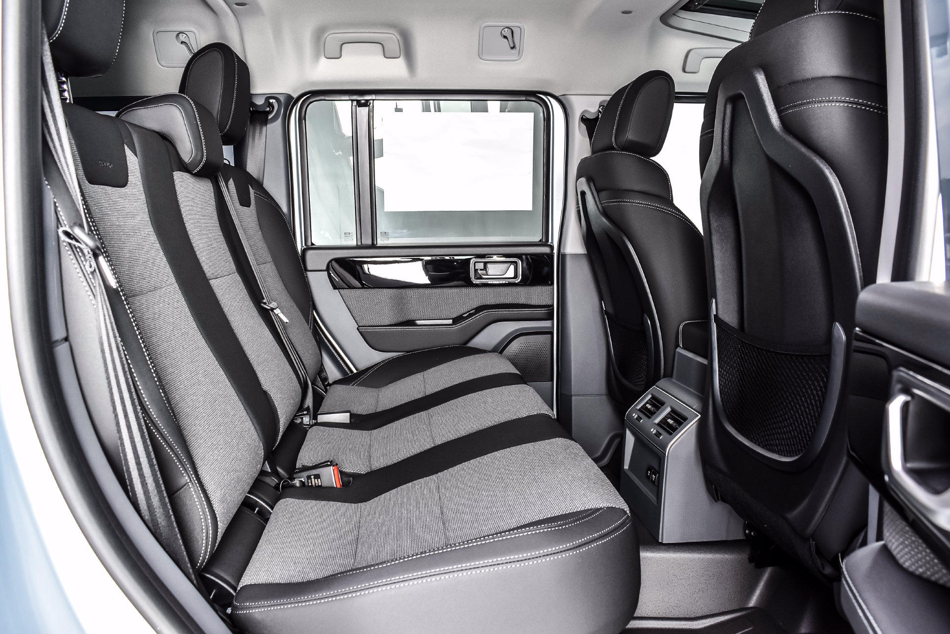 New 2026 INEOS Grenadier Station Wagon AWD/4WD image 19