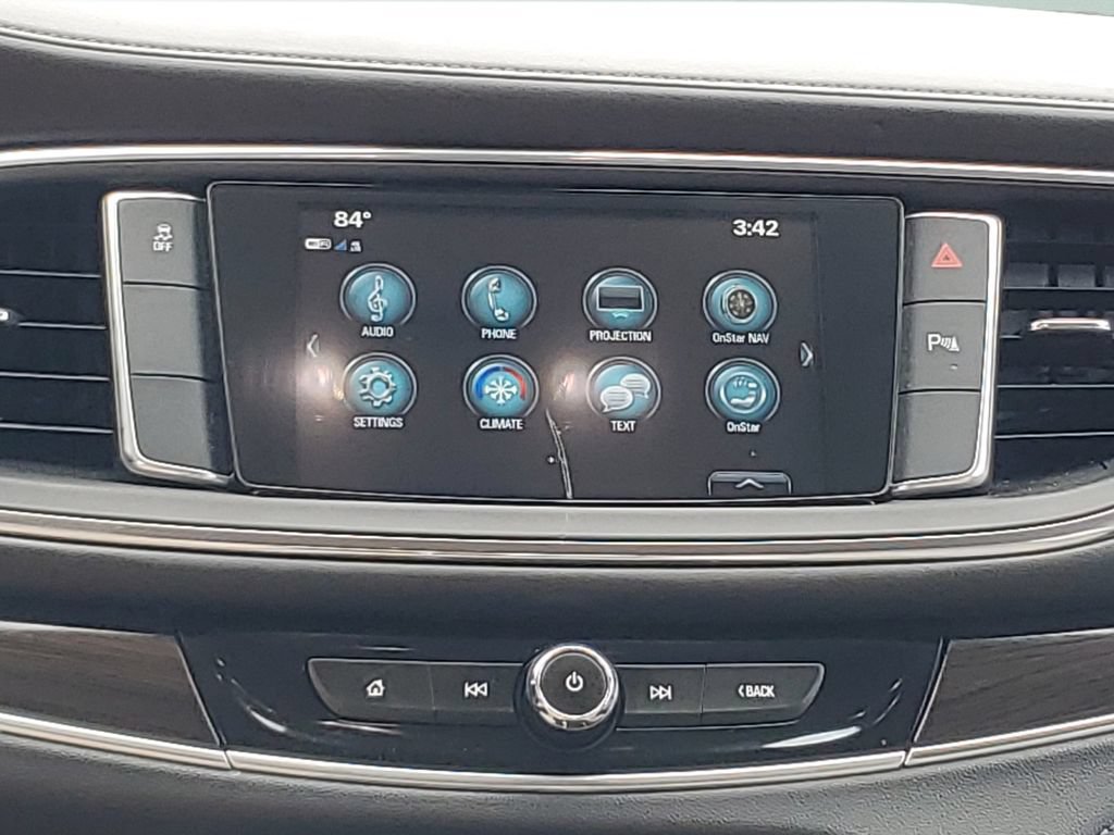 Used 2018 Buick Enclave Essence FWD image 15