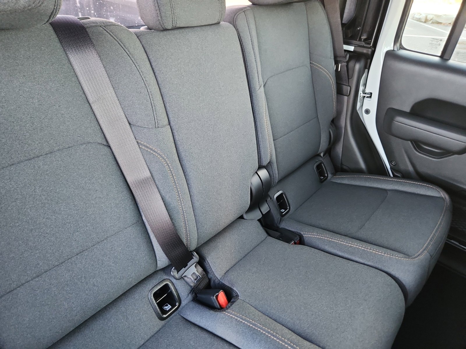 New 2025 Jeep Gladiator Willys AWD/4WD image 19