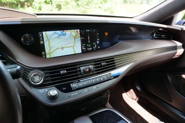Used 2019 Lexus LS 500 w/ Luxury Package RWD image 14