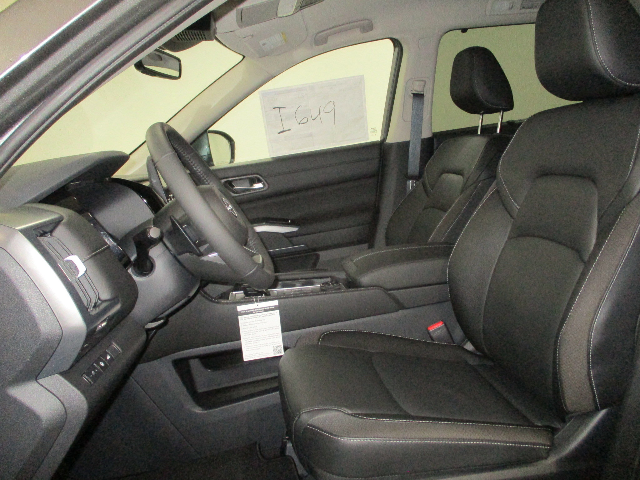 New 2025 Nissan Pathfinder SL image 15