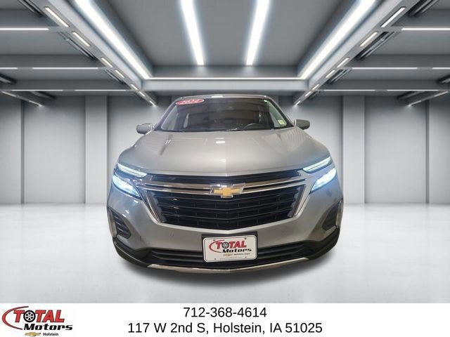 Used 2024 Chevrolet Equinox LT AWD/4WD image 3