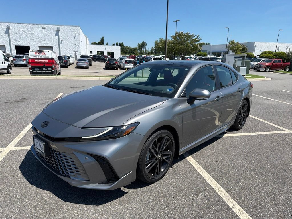 Used 2025 Toyota Camry XSE w/ Premium Plus Package AWD/4WD image 2