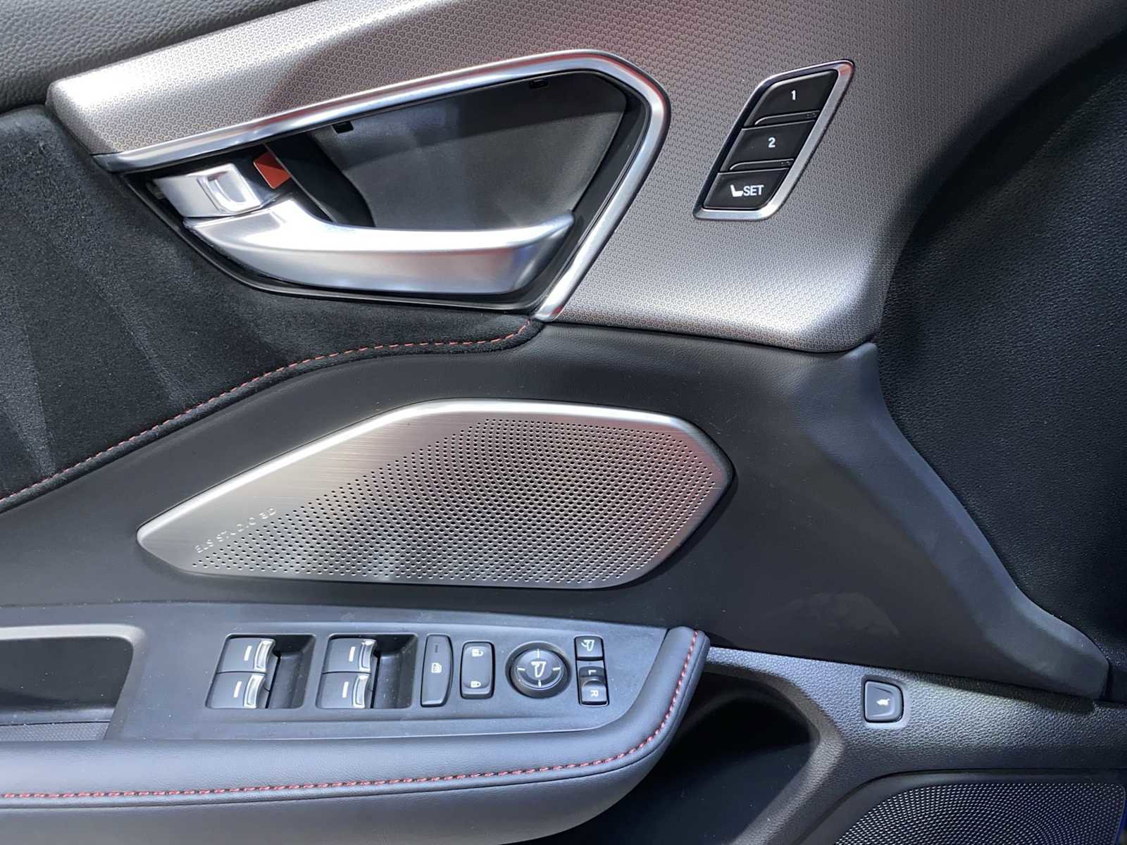 Used 2025 Acura RDX A-Spec image 23