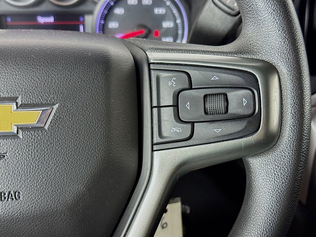 Used 2020 Chevrolet Silverado 1500 LT image 28
