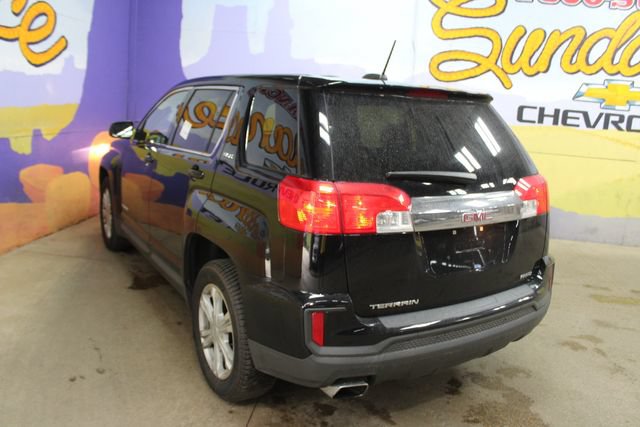 Used 2017 GMC Terrain SLE AWD/4WD image 6