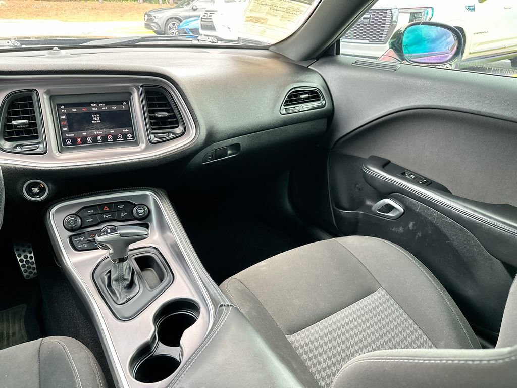 Used 2019 Dodge Challenger R/T RWD image 20