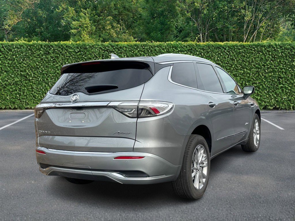 Used 2023 Buick Enclave Avenir w/ Avenir Technology Package image 3