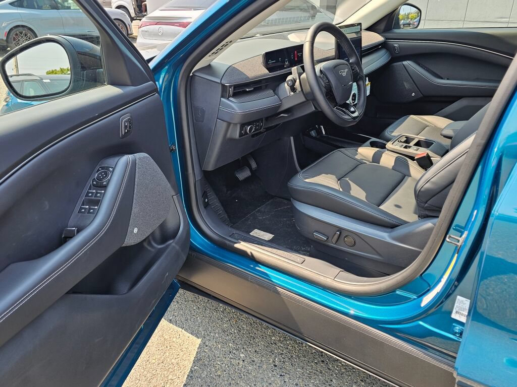 New 2026 Ford Mustang Mach-E Premium AWD/4WD image 15