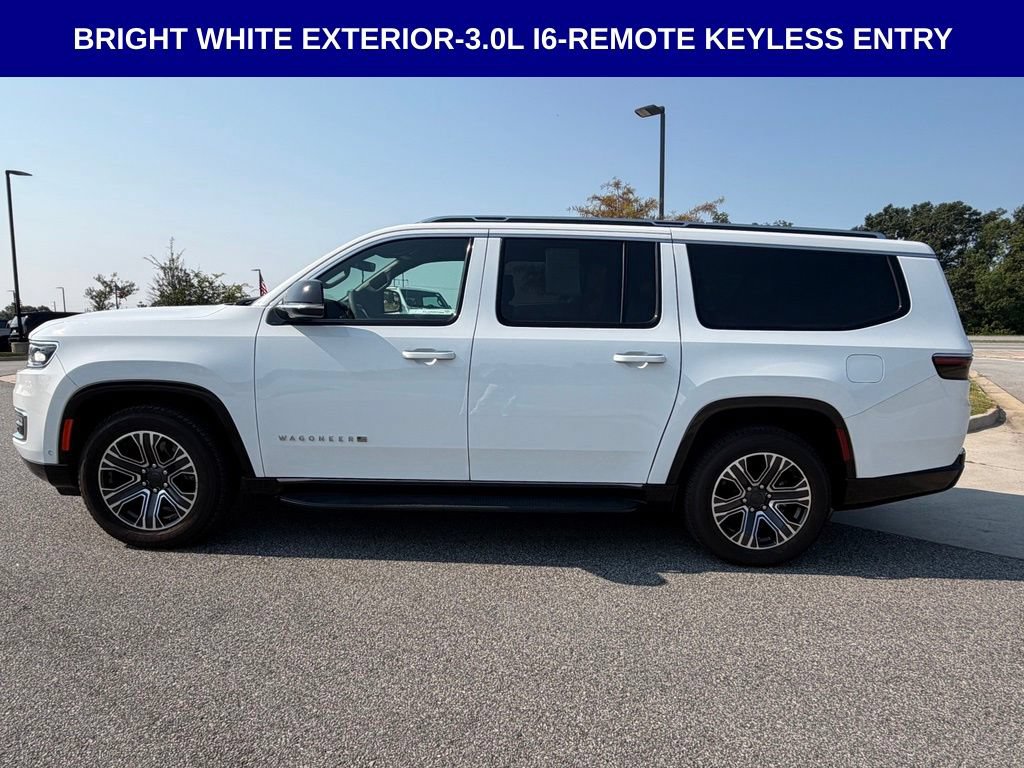 Used 2023 Jeep Wagoneer L 4WD w/ Premium Group I image 8