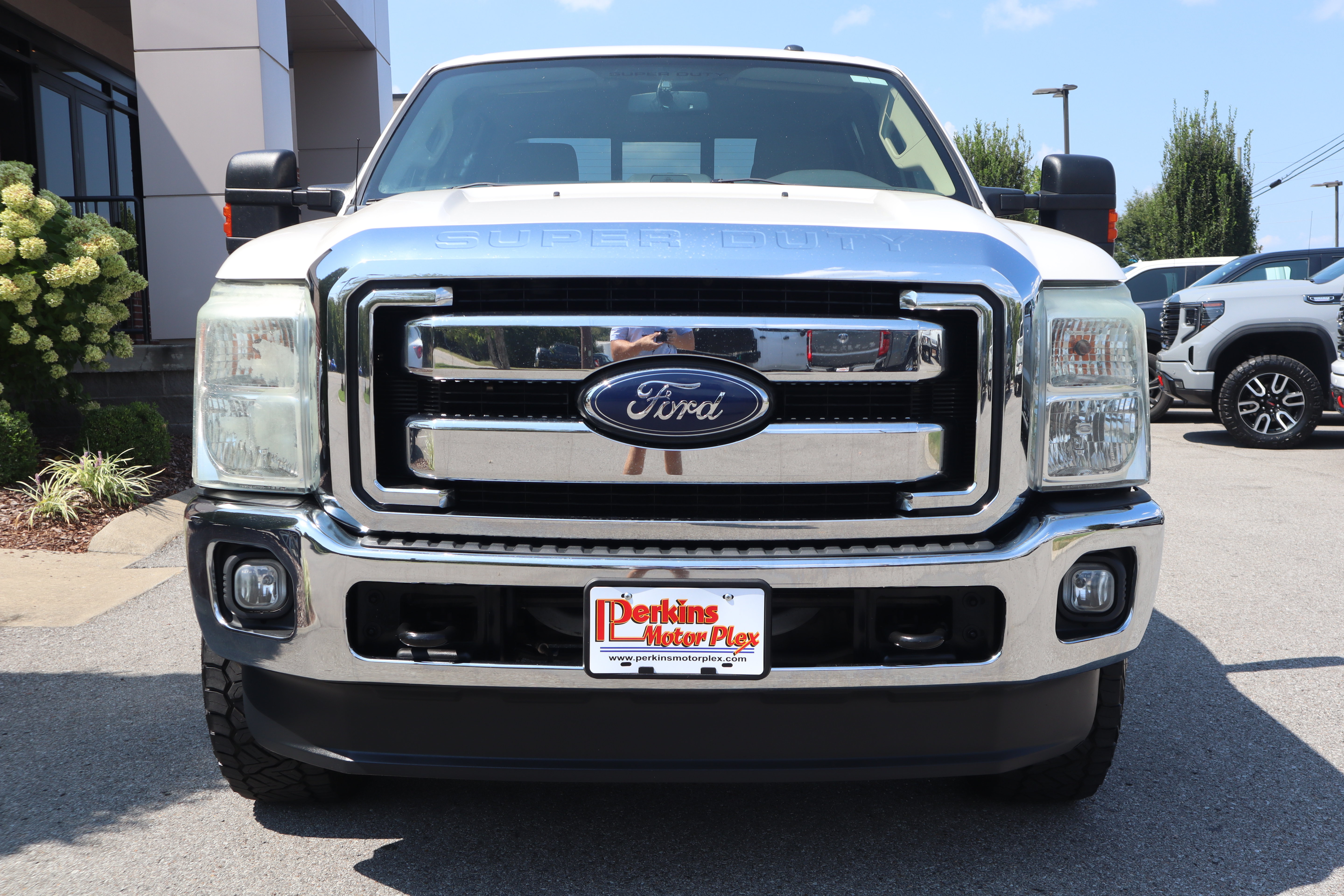 Used 2015 Ford F350 Lariat w/ Lariat Interior Package AWD/4WD image 4