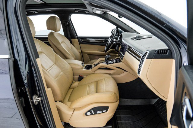 Used 2019 Porsche Cayenne AWD/4WD image 31