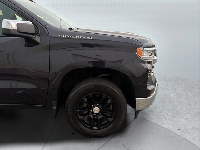 Used 2023 Chevrolet Silverado 1500 LT AWD/4WD image 33