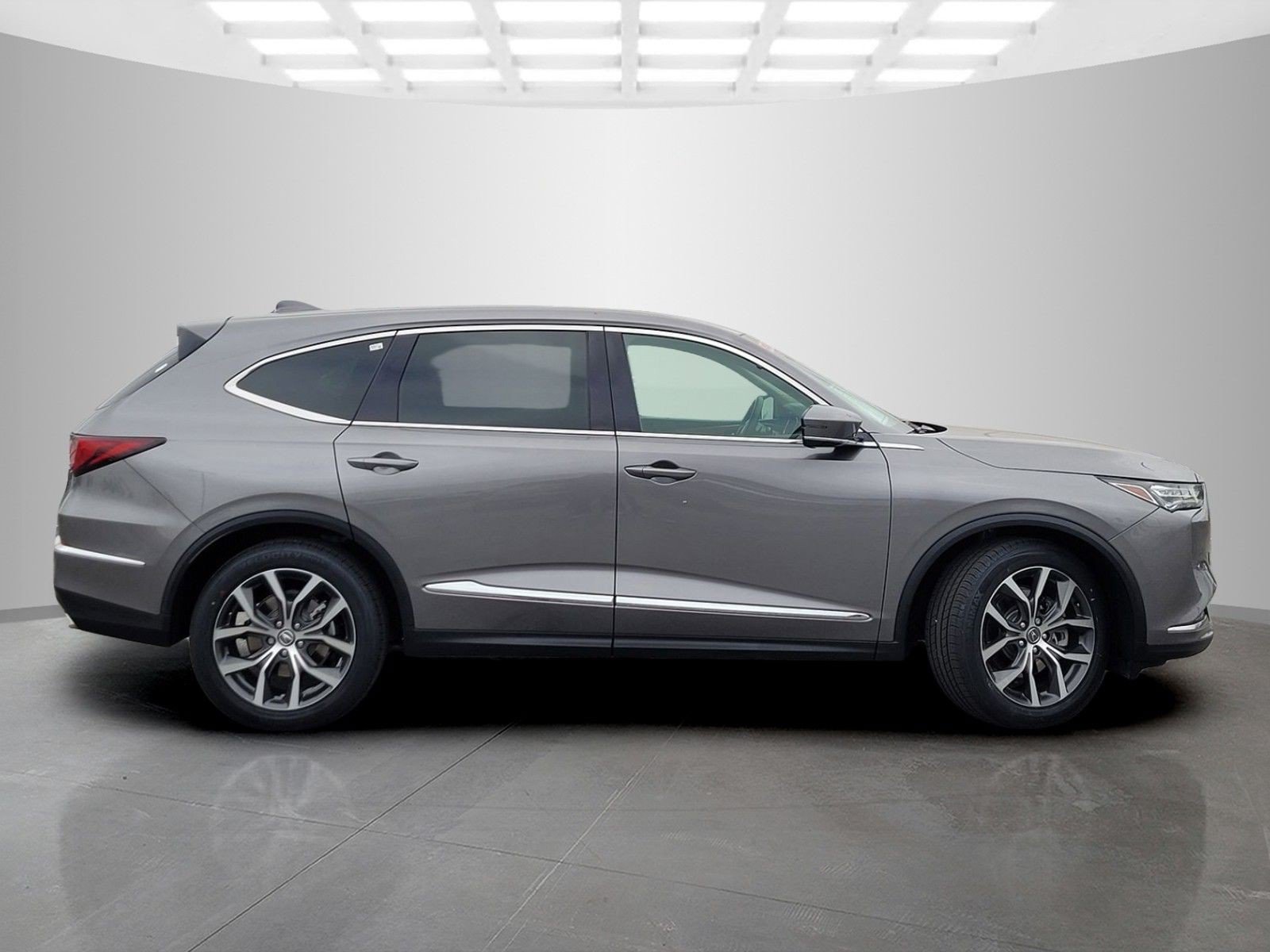 Used 2024 Acura MDX w/ Technology Package AWD/4WD image 4