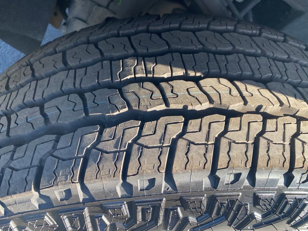 Used 2024 GMC Canyon Elevation w/ Convenience Package image 41